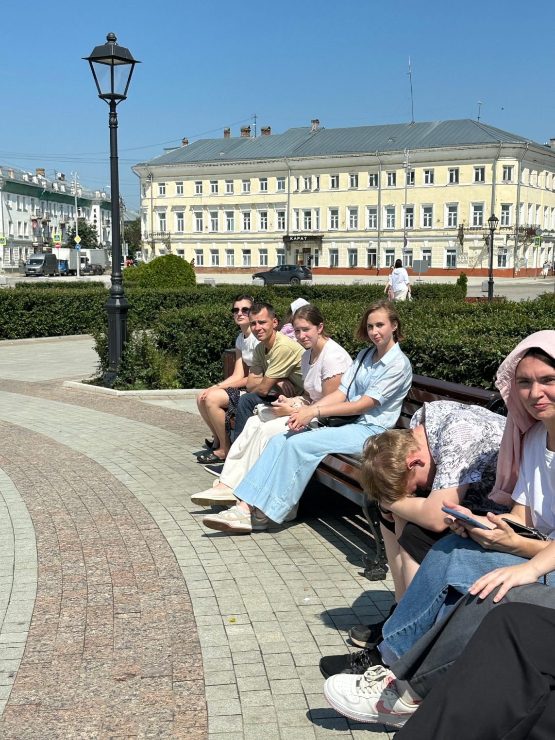 Киношники на память о съемках оставили костромичам море фотографий