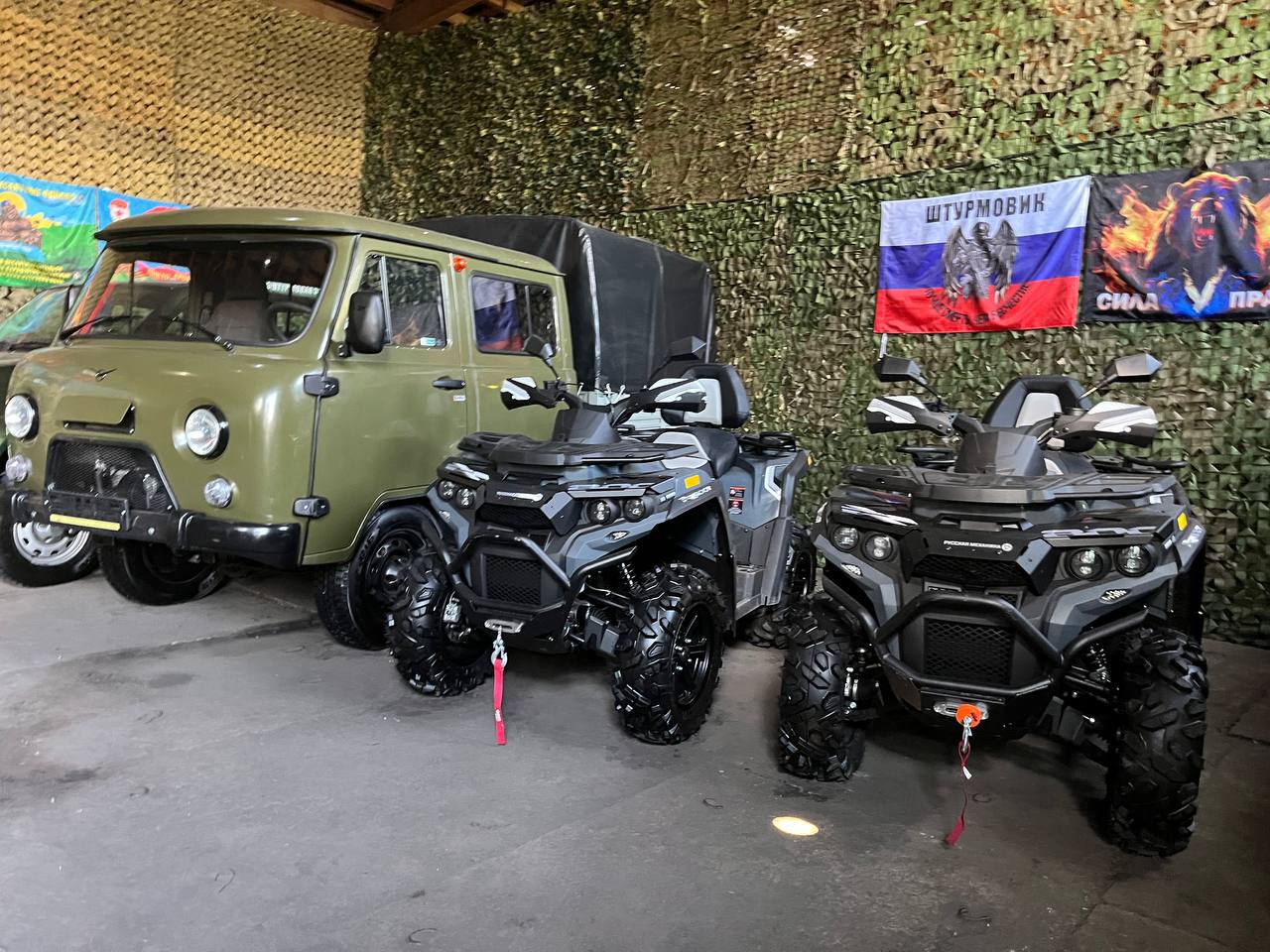 Сергей Ситников поздравил десантников в зоне СВО с Днем ВДВ