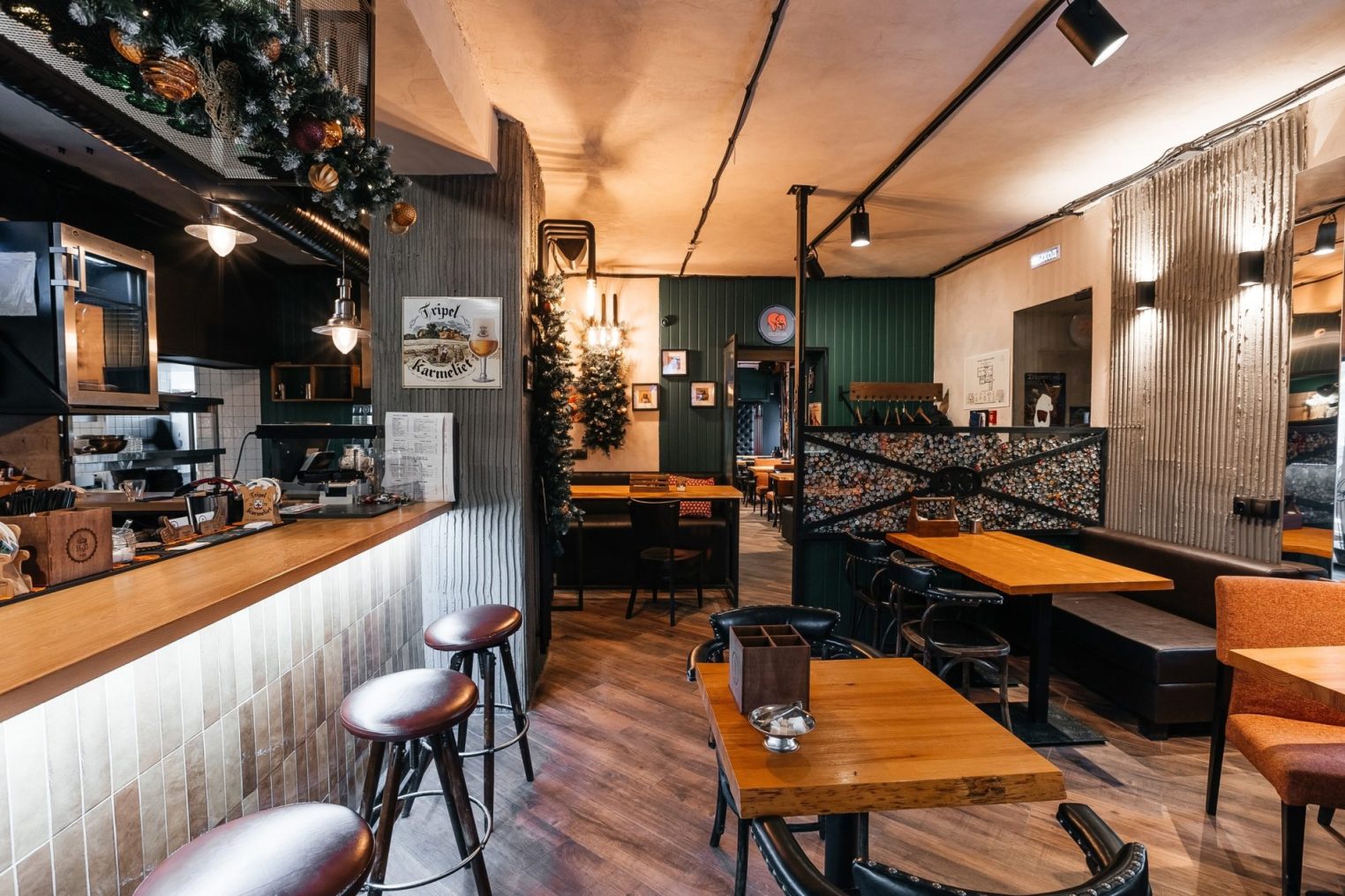 Авторитетные эксперты назвали костромской бар "Beer & Grill" одним из лучших в России