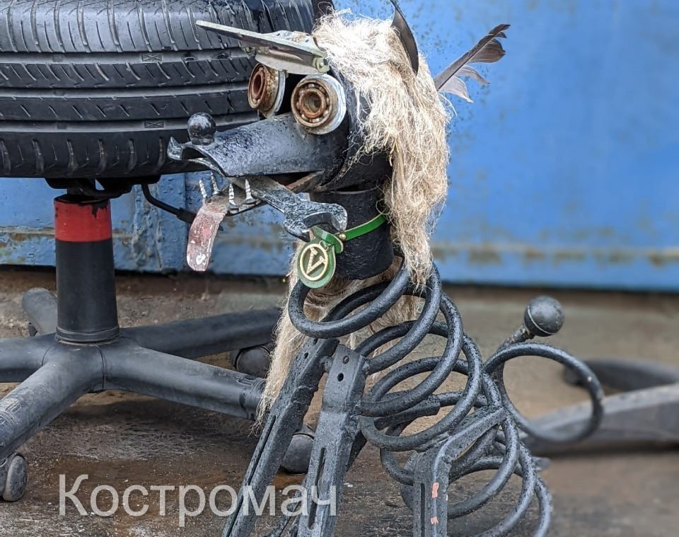 Собака-киборг охраняет автосервис под Костромой