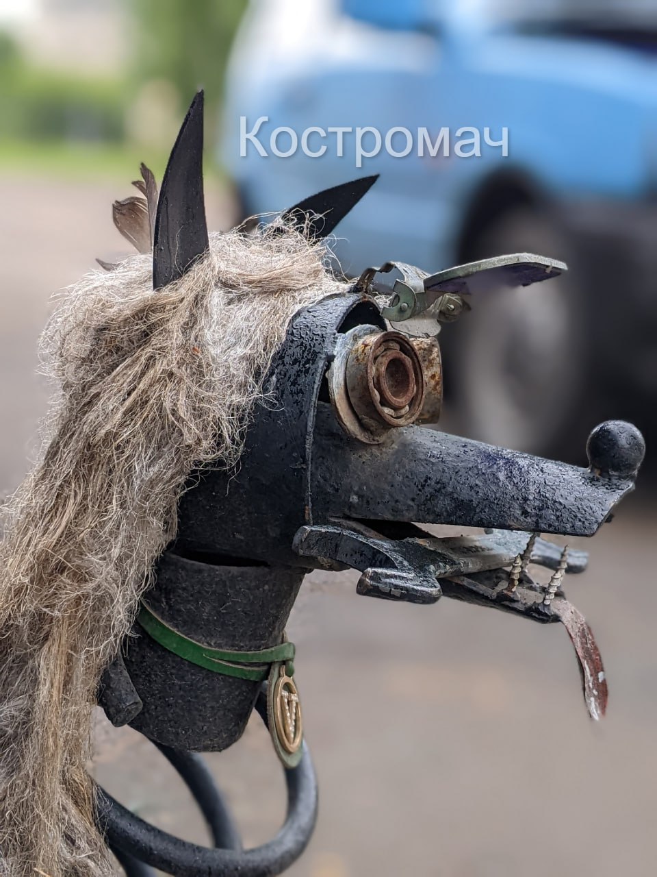 Собака-киборг охраняет автосервис под Костромой