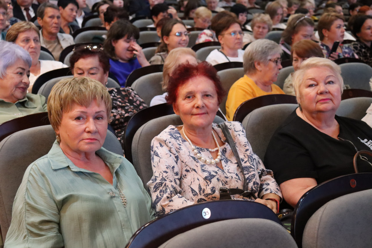 Валентина Матвиенко поздравила костромичей с Днем области, а Сергей Ситников вручил землякам награды