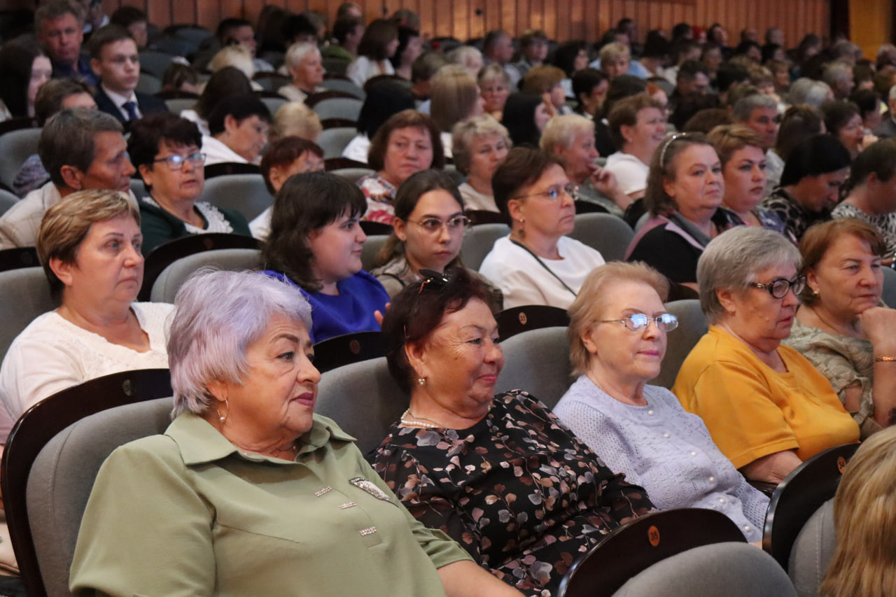 Валентина Матвиенко поздравила костромичей с Днем области, а Сергей Ситников вручил землякам награды