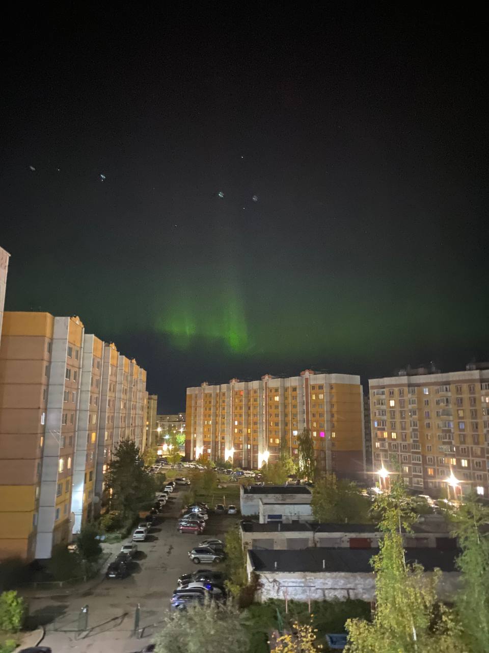 Небо под Костромой озарило северное сияние