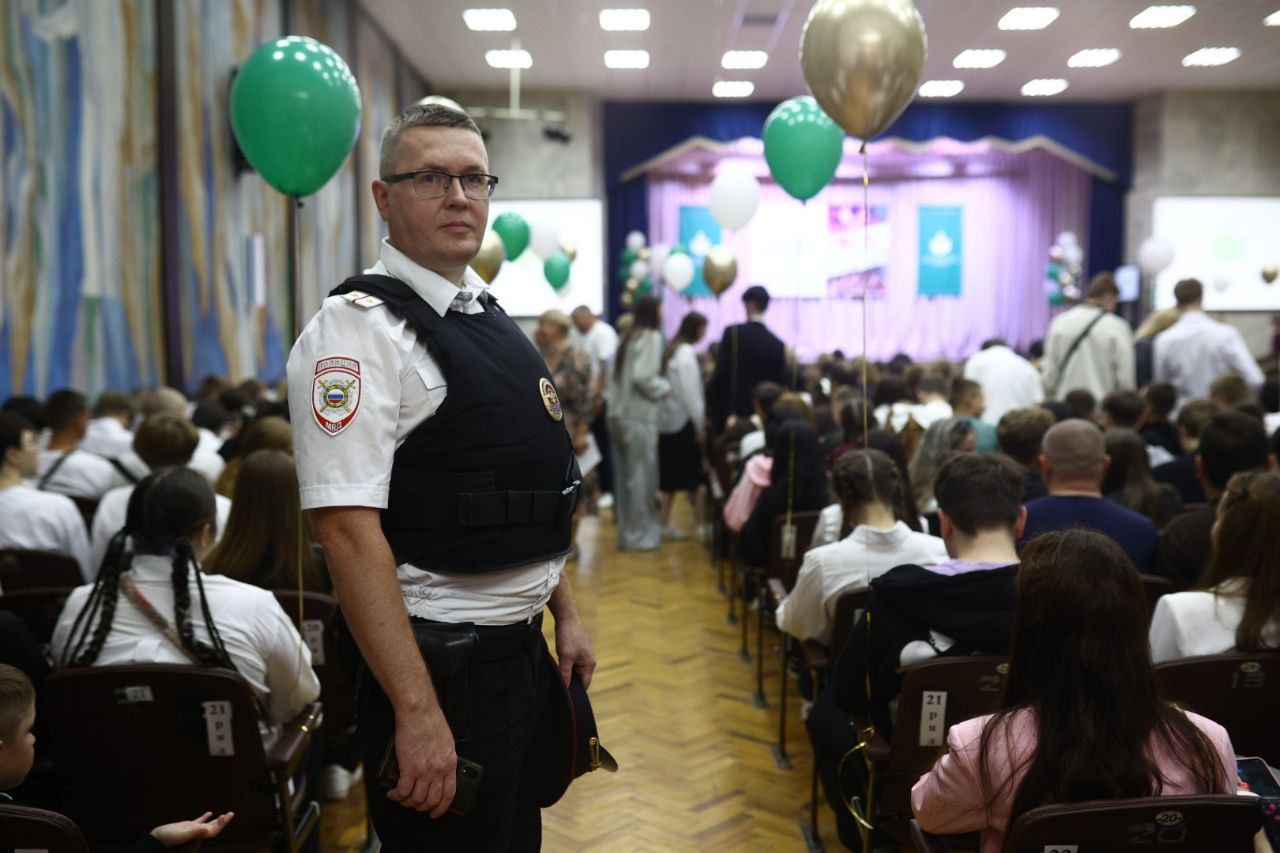 День знаний в костромских школах прошел под зорким оком полицейских