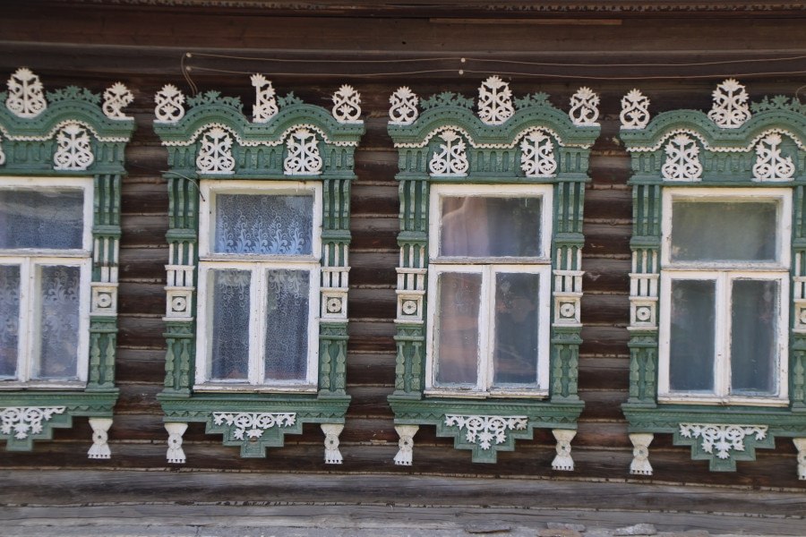 Вандалы убили красоту дома с вековой историей под Костромой