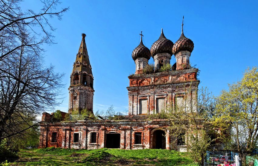 Четыре старинные церкви в Костромской области спасут от разрушения на деньги Минкульта