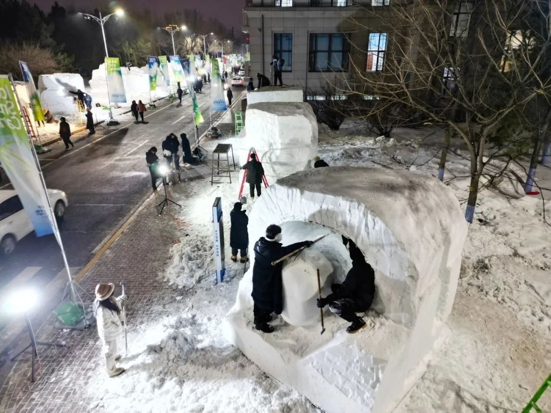 Костромские студенты снова покорят Китай снежными скульптурами