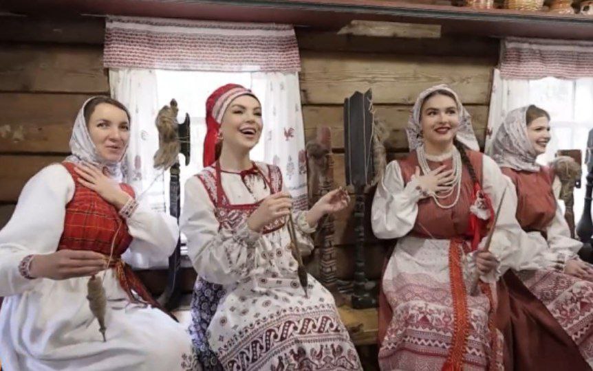 Телеведущие канала "Россия-1" чуть не поженились в Костроме