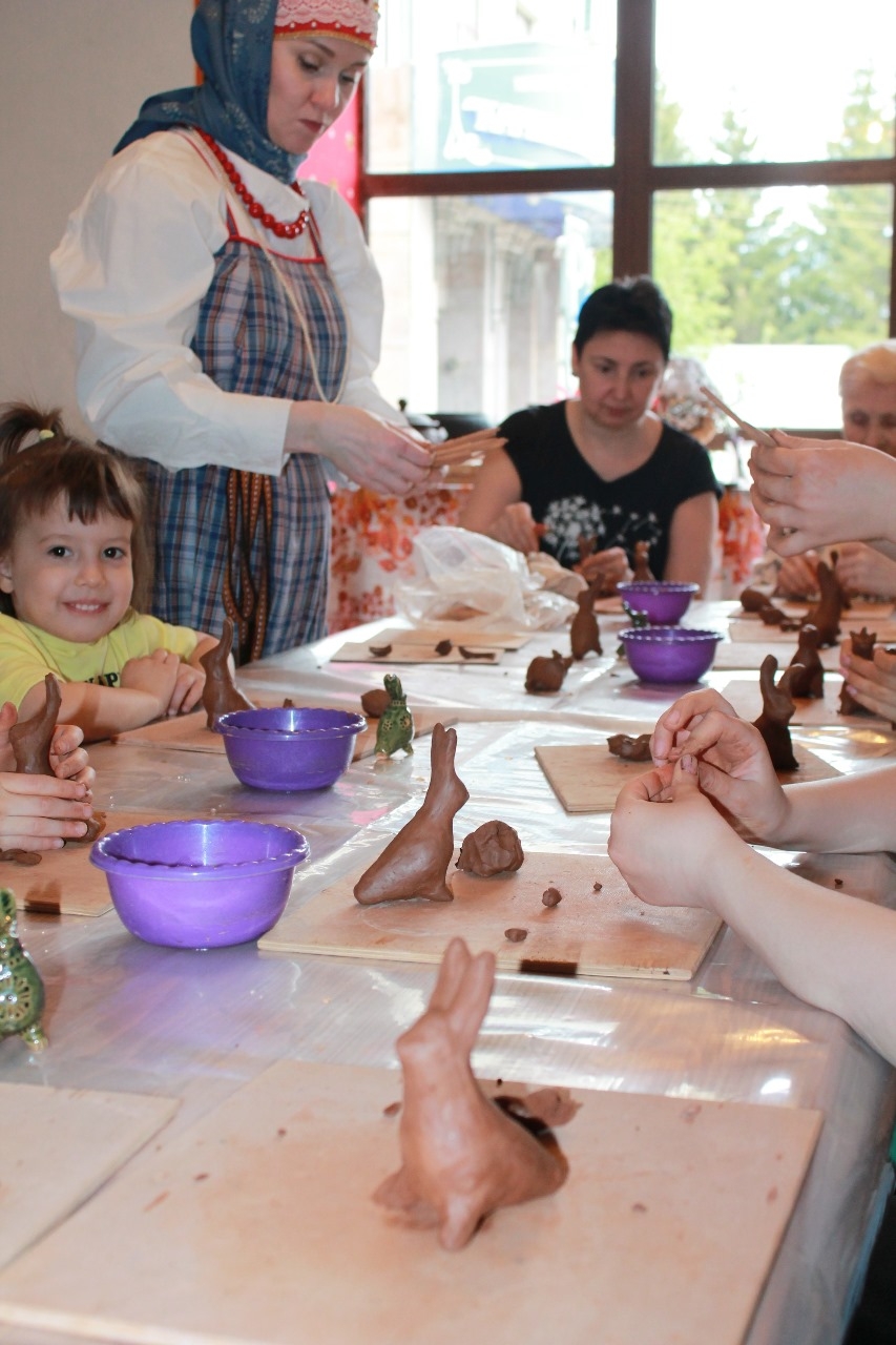 Уютная и атмосферная кондитерская-кафе расположилась в центре города