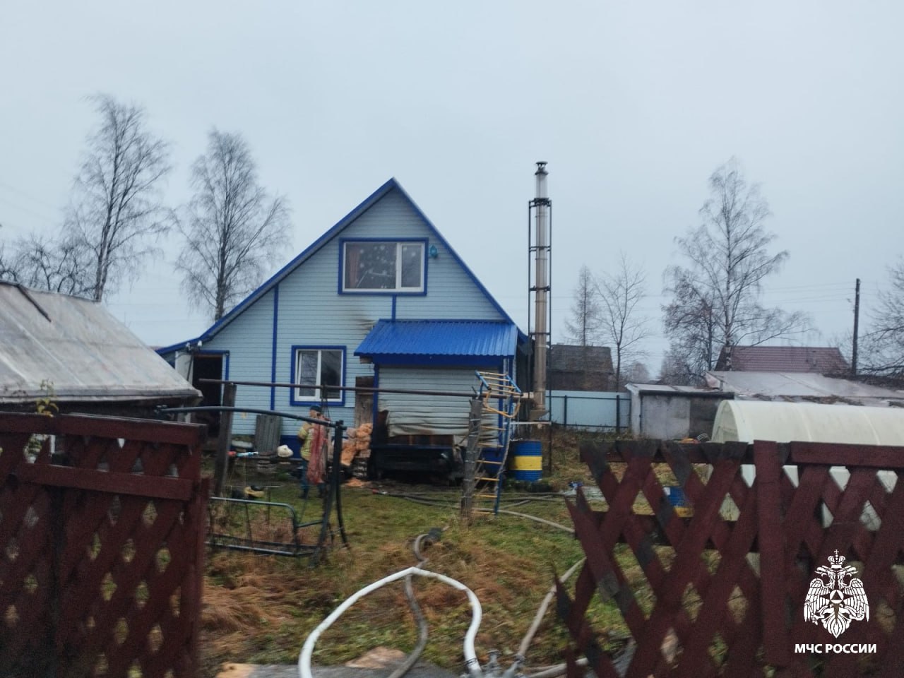 Четверо детей чуть не погибли при пожаре под Костромой