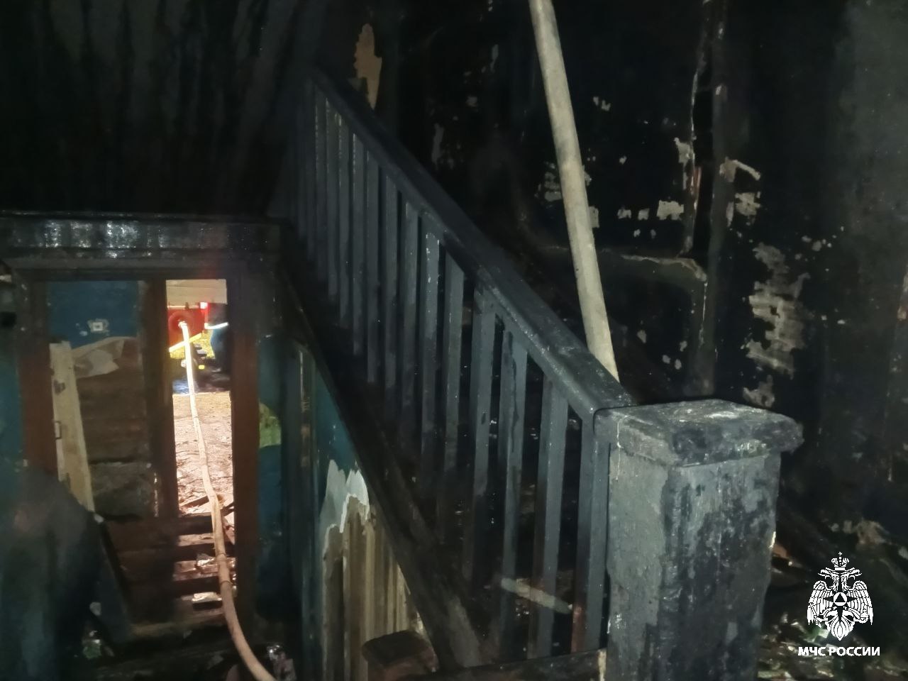 Четверо детей чуть не погибли при пожаре под Костромой