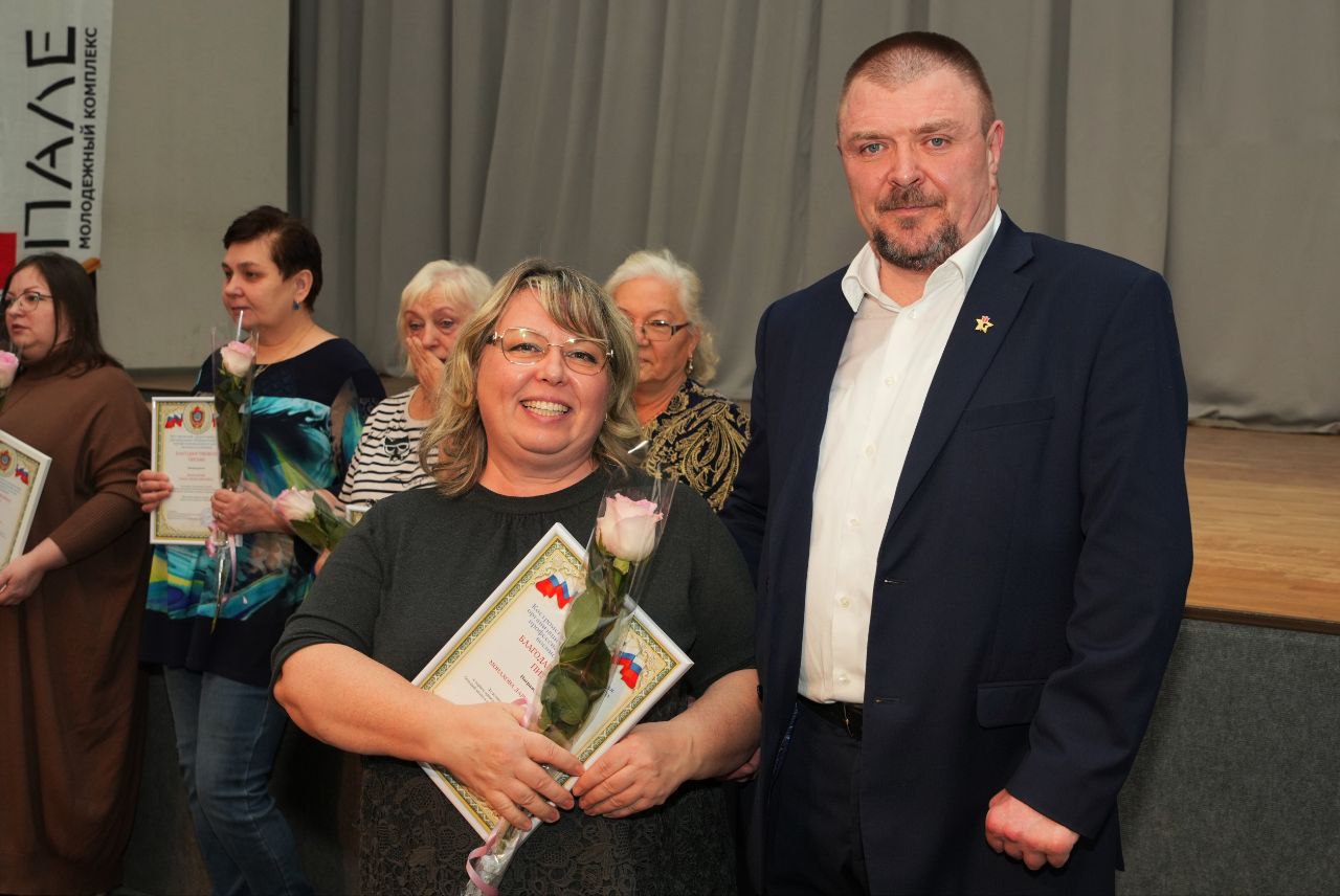 Праздник матерям и женам бойцов подарил Костромской профсоюз военнослужащих