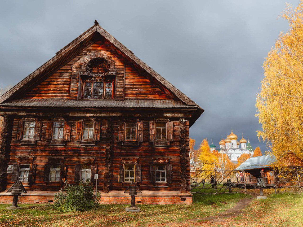 ТРЦ 19 века нашел в Костроме известный тревел-блогер