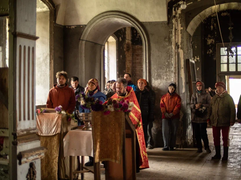 Костромичи могут помочь спасти уникальный храм в усадьбе Нероново