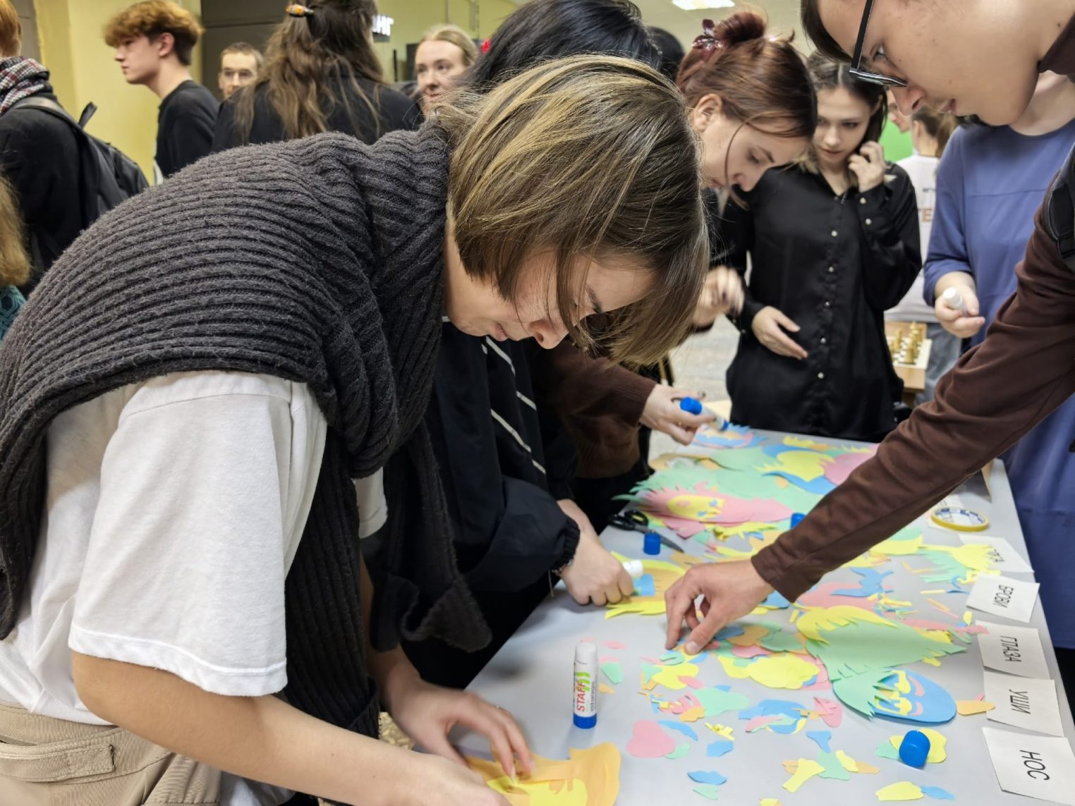 Как на Арбате: свои "Стены" появились в Костромском госуниверситете