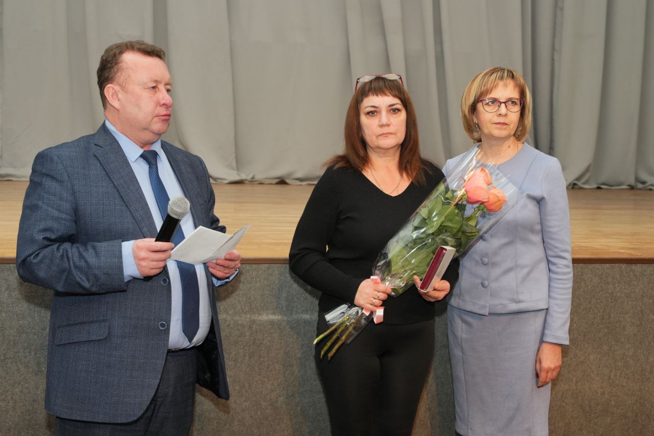 Праздник матерям и женам бойцов подарил Костромской профсоюз военнослужащих