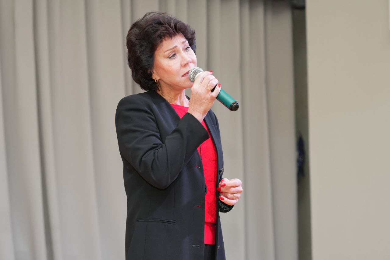 Праздник матерям и женам бойцов подарил Костромской профсоюз военнослужащих