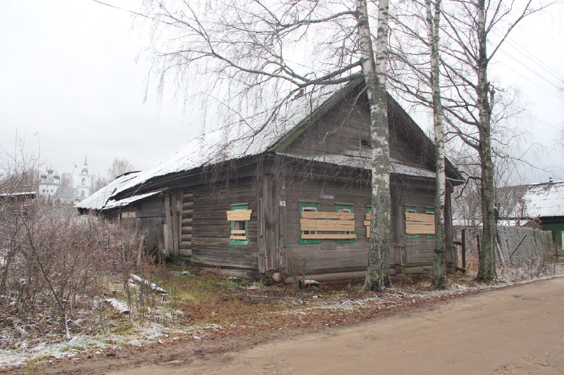 Старинное здание под Костромой спасают от разрушения в суде