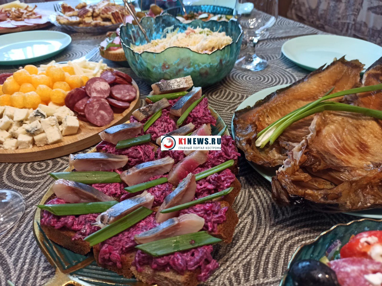 Костромичам рассказали, как провести новогодние праздники без вреда фигуре