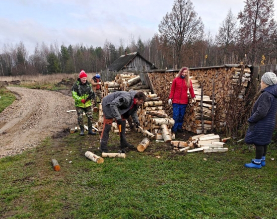 "Полная Чухлома" собрала 350 семей автопутешественников со всей страны