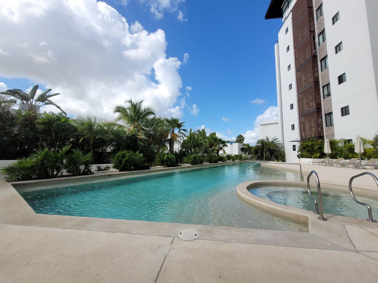 «Я восемь лет ждала своего ребенка». Как россиянка Светлана Соседова родила дочку в Мексике