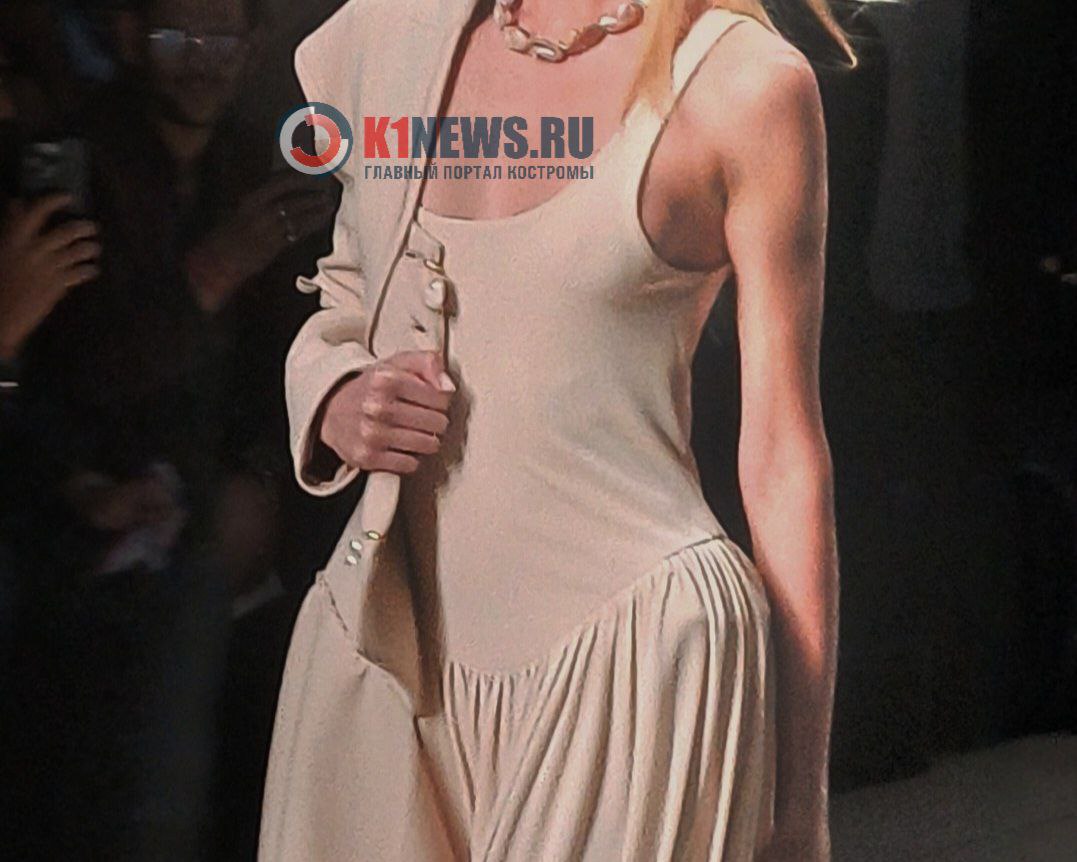 Мода на яркие цвета и смелые силуэты покорит костромичек в новом году