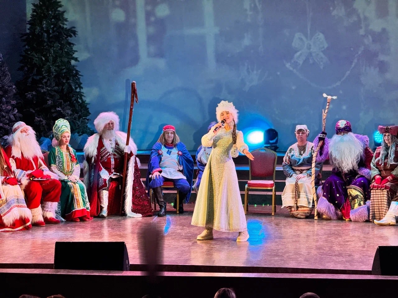 Костромская Снегурочка покорила Тверскую Карелию