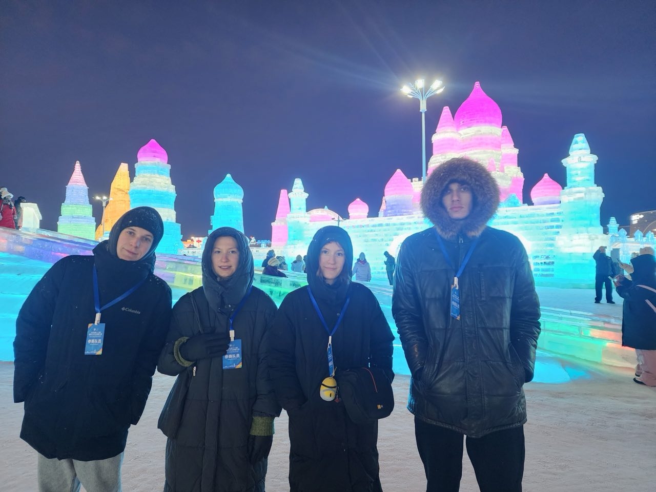 Костромские студенты потрясли жюри фестиваля снежных фигур в Китае