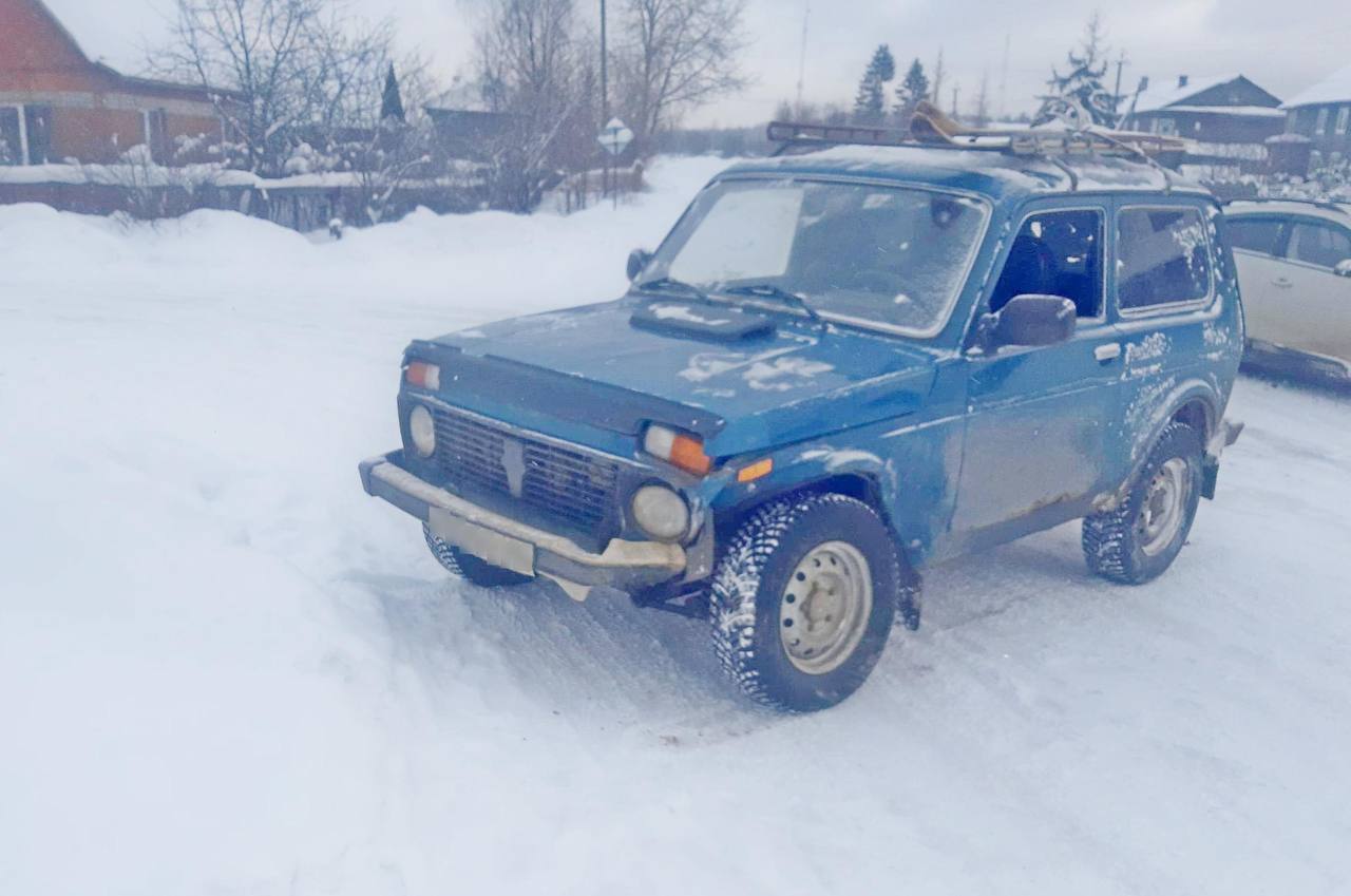 Иномарка и «Нива» не поделили дорогу под Костромой
