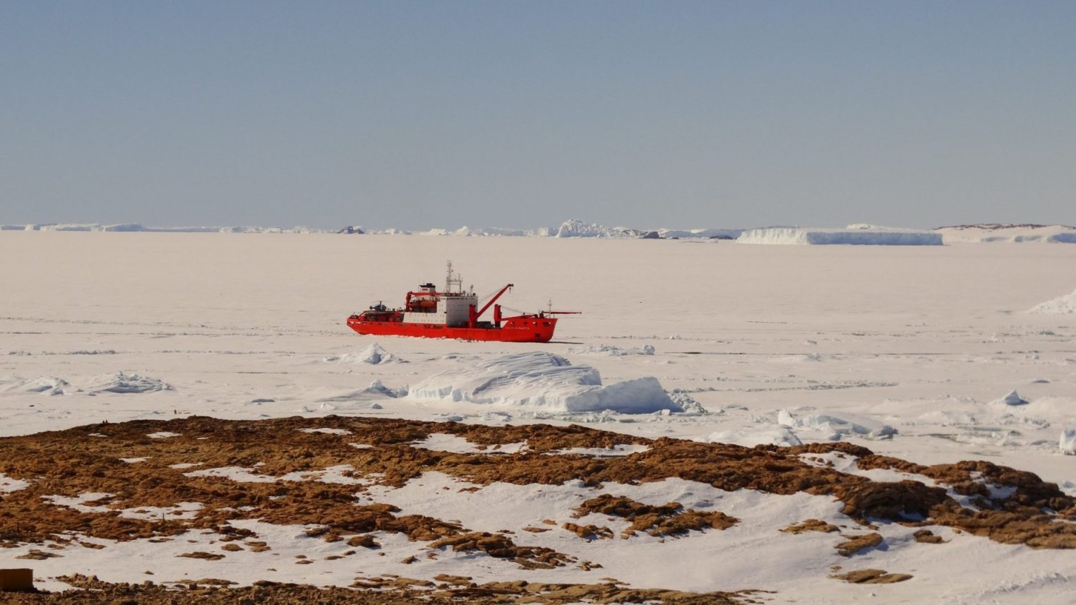 МТС провела связь в важном логистическом центре Антарктиды — бухте Тала