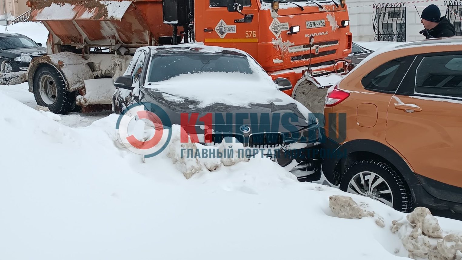 Снегоуборщик расчленил немку в центре Костромы