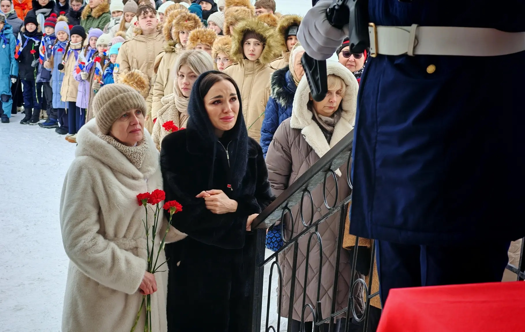 В Костроме увековечили память героя СВО Игоря Федюкина