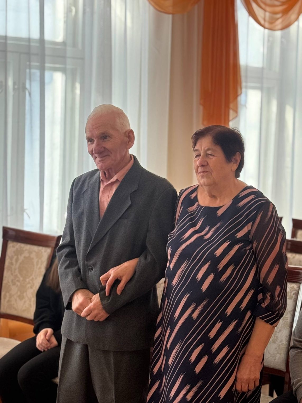 Полвека любви и верности отметили супруги из костромского поселка