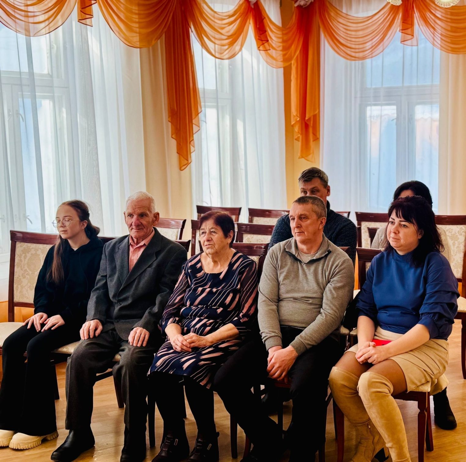 Полвека любви и верности отметили супруги из костромского поселка