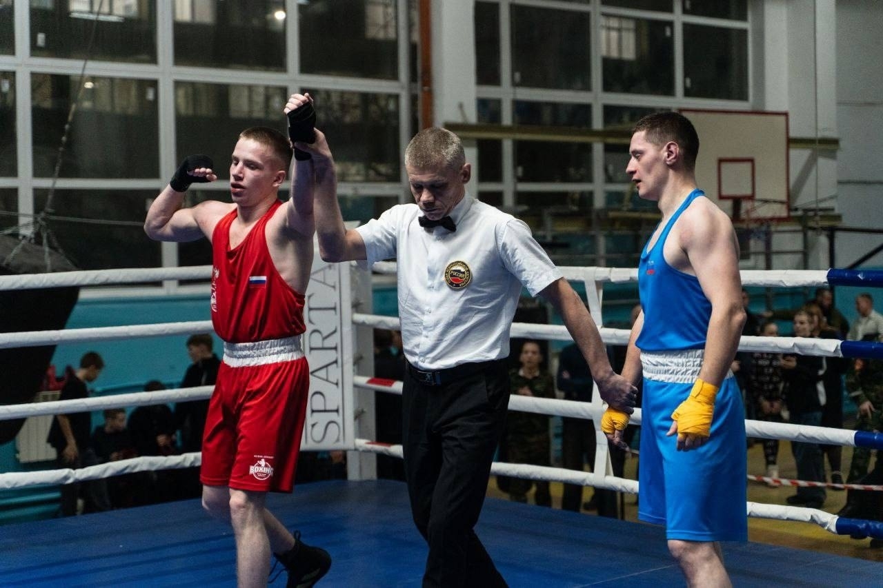 В Костроме подростки со всей силы били друг друга и за это получили медали