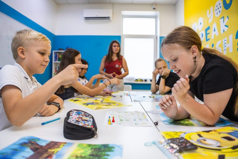 Английский на каникулах: в Костроме пройдут летние языковые программы для детей от 6 до 15 лет