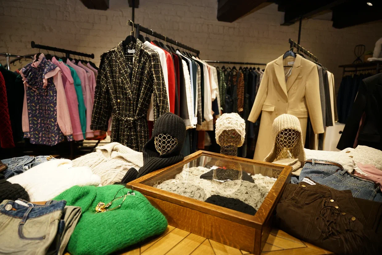 Новая городская классика: в Костроме представили стильные телогрейки от «Алисия Фиори»