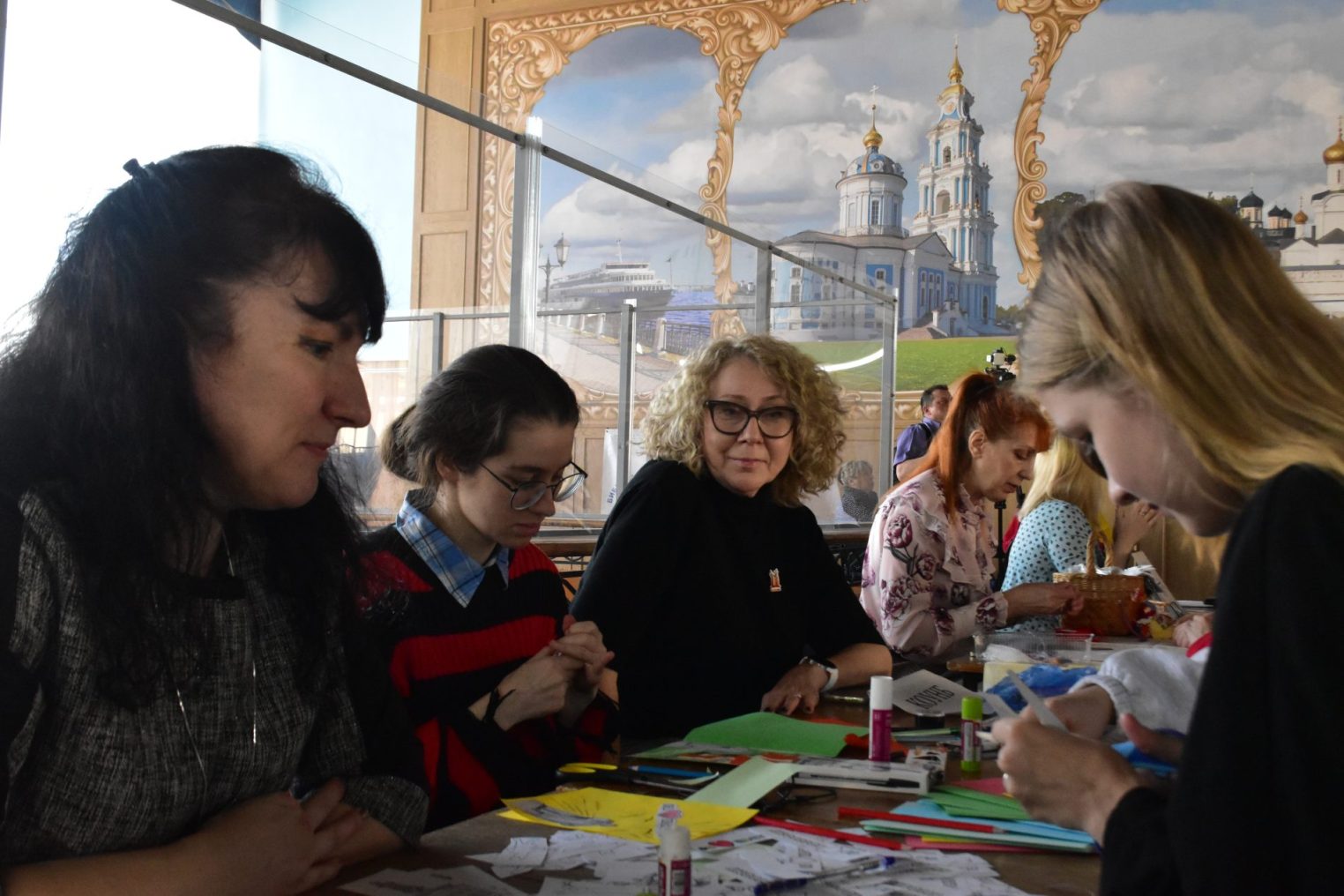 Фестиваль «Читай, Кострома!» собрал издателей и читателей со всей страны