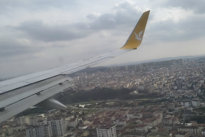 С костромичей хотят брать налоги за выезд за границу