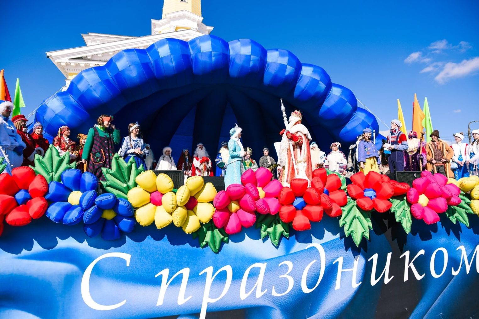 На день рождения Снегурочки в Кострому приедут Волшебники со всей страны. Ждем и вас!