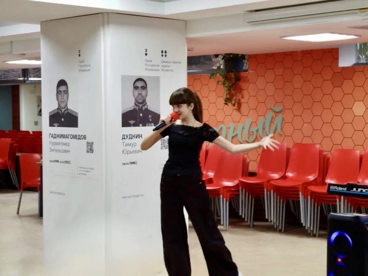 Костромская вокалистка Екатерина Росик покорила сцену легендарного «Артека»