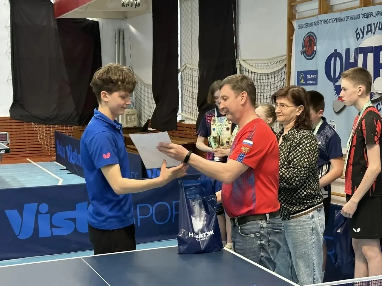 «НОВАТЭК-Кострома» поддержал юных теннисистов на Первенстве города