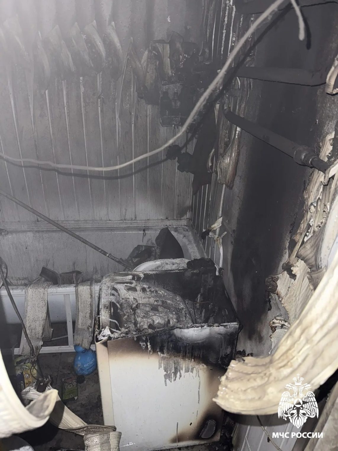 В Костроме взбесившаяся стиральная машина выгнала на улицу семью