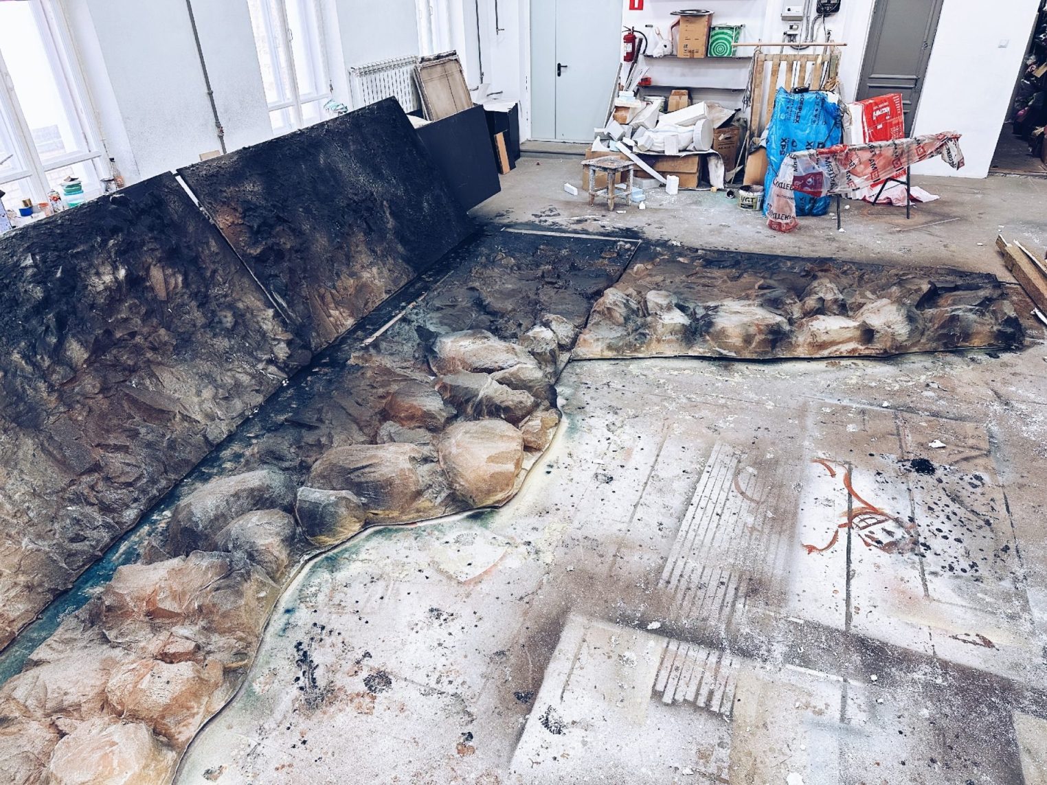 Костромской театр раскрыл тайну рождения сценических коней