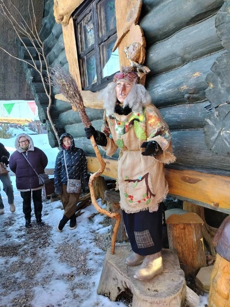 «Костромская народная газета»: Баба-яга, улитки и «Прованс»