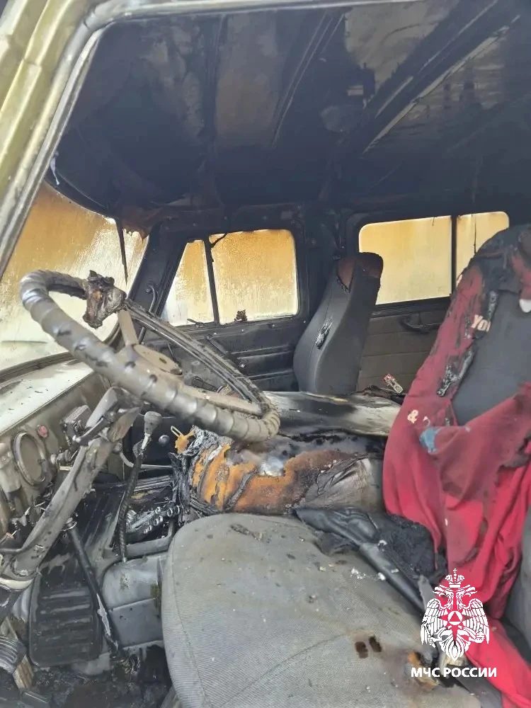 В Костромской области на ходу загорелся УАЗ