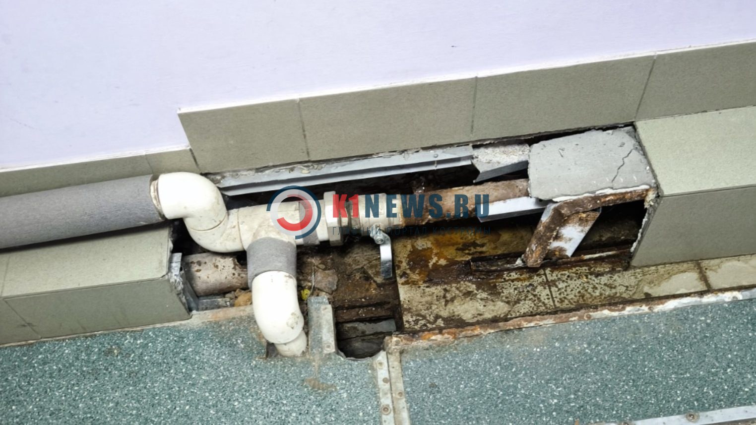 Закрытый вход, холод и разруха: что скрывает корпус «Б1» костромского университета