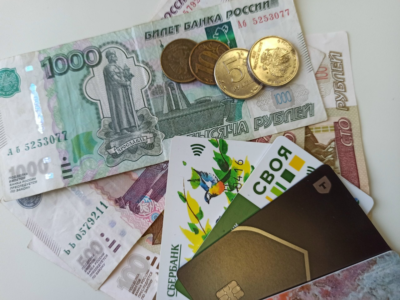 Костромичи продолжат пользоваться картами и наличкой в ближайшие 5 лет