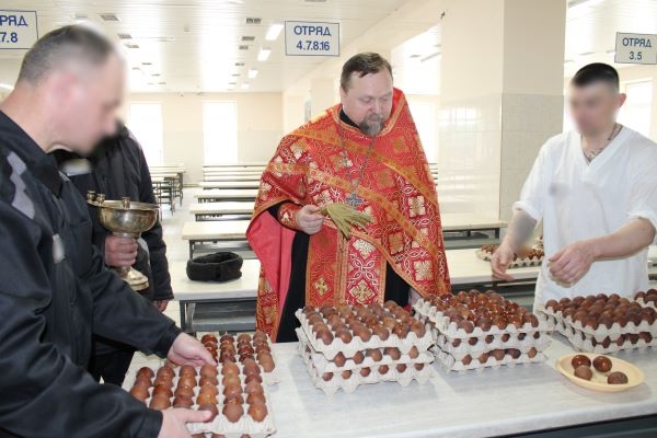 В костромской колонии на Пасху соревновались звонари